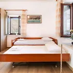 Mani Stone House كوتروناس