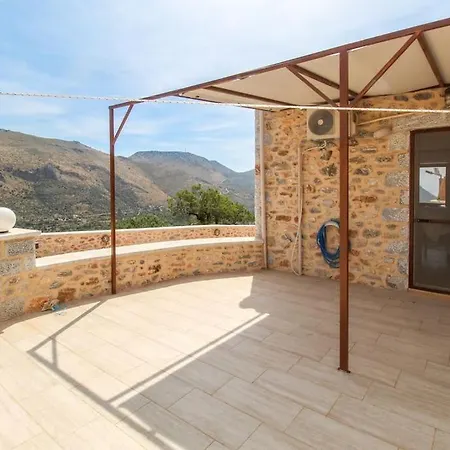 Stone House With Amazing View * Kotronas