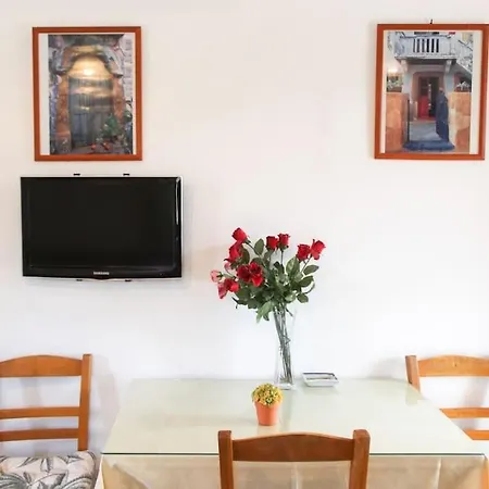 Daire Stone House With Amazing View Kotronas