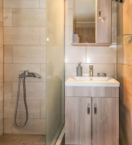 Stone House With Amazing View *