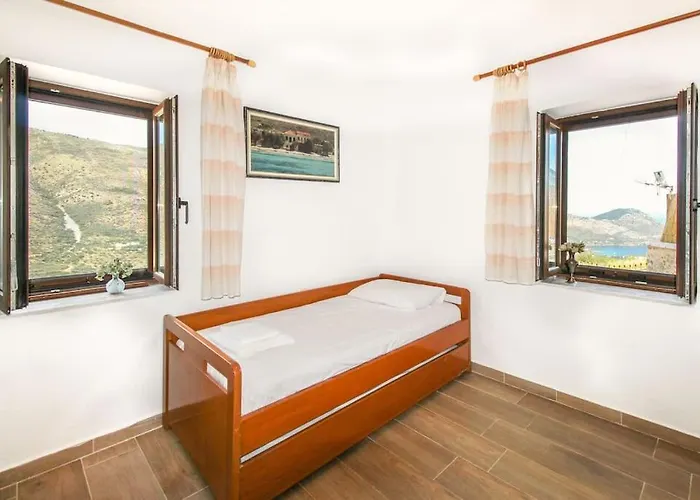 شقة Stone House With Amazing View كوتروناس